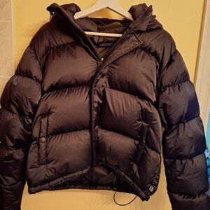 Aritizia The Super Puff™ Shorty - cliMATTE™